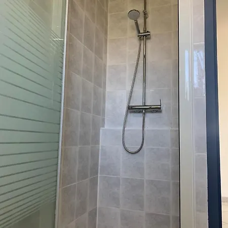 Moderne Pres De Toulouse * Fonsorbes