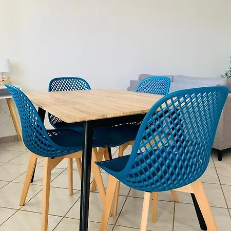 Moderne Pres De Toulouse * Fonsorbes